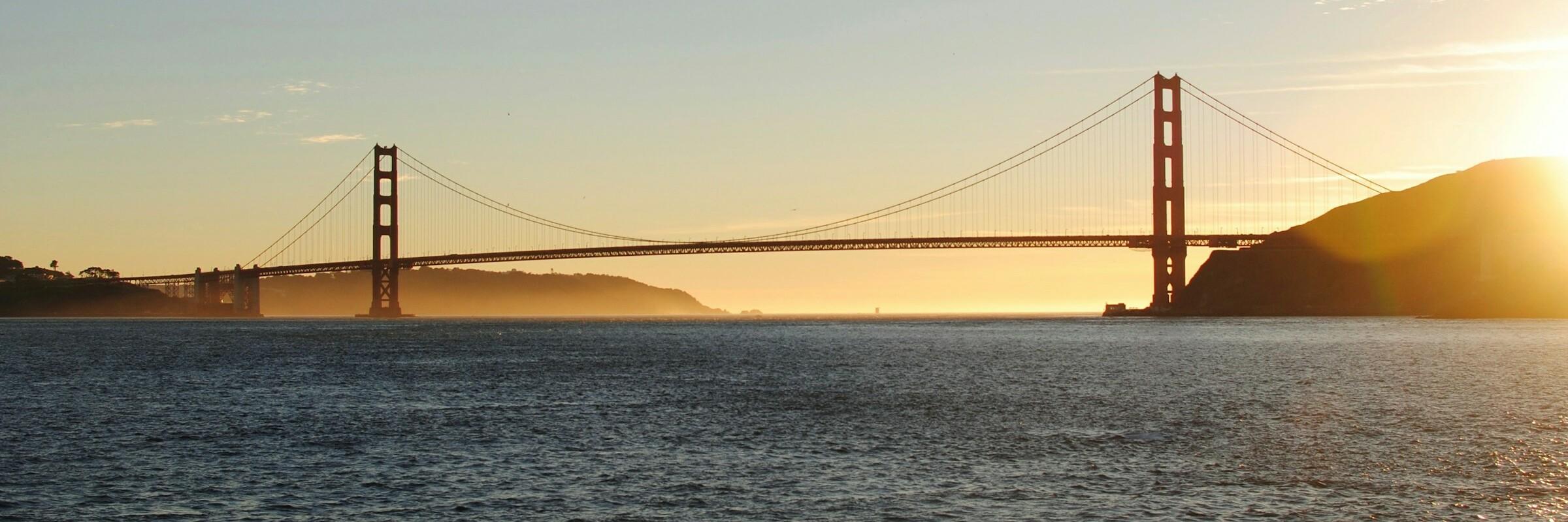 Golden Gaten Bridge Meerblick mit der Golden Gate Bridge im Hintergrund